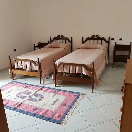 Casa Tiziano Konukevi Orosei